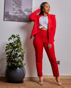 11e27918ff5f4809999d427049ae3280